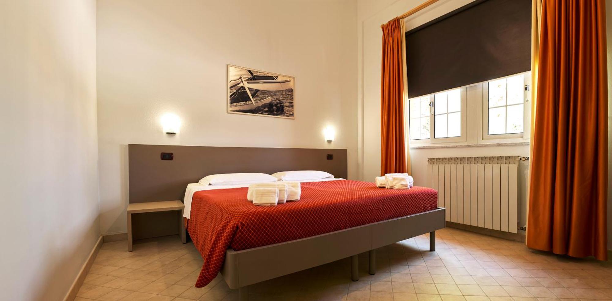 Aparthotel Oasi del Mare Tirrenia Esterno foto